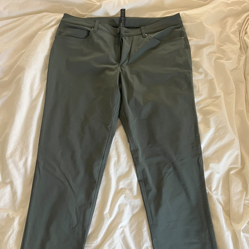 Lululemon ABC Classic-Fit 36"W x 34"L *Warpstreme Smoked Spruce